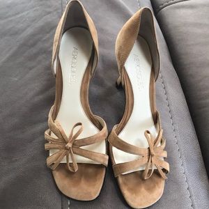 Aerosoles natural suede “Lady Bug”